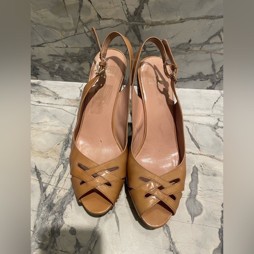 Stuart Weizman Nude 12 Patent Wedges